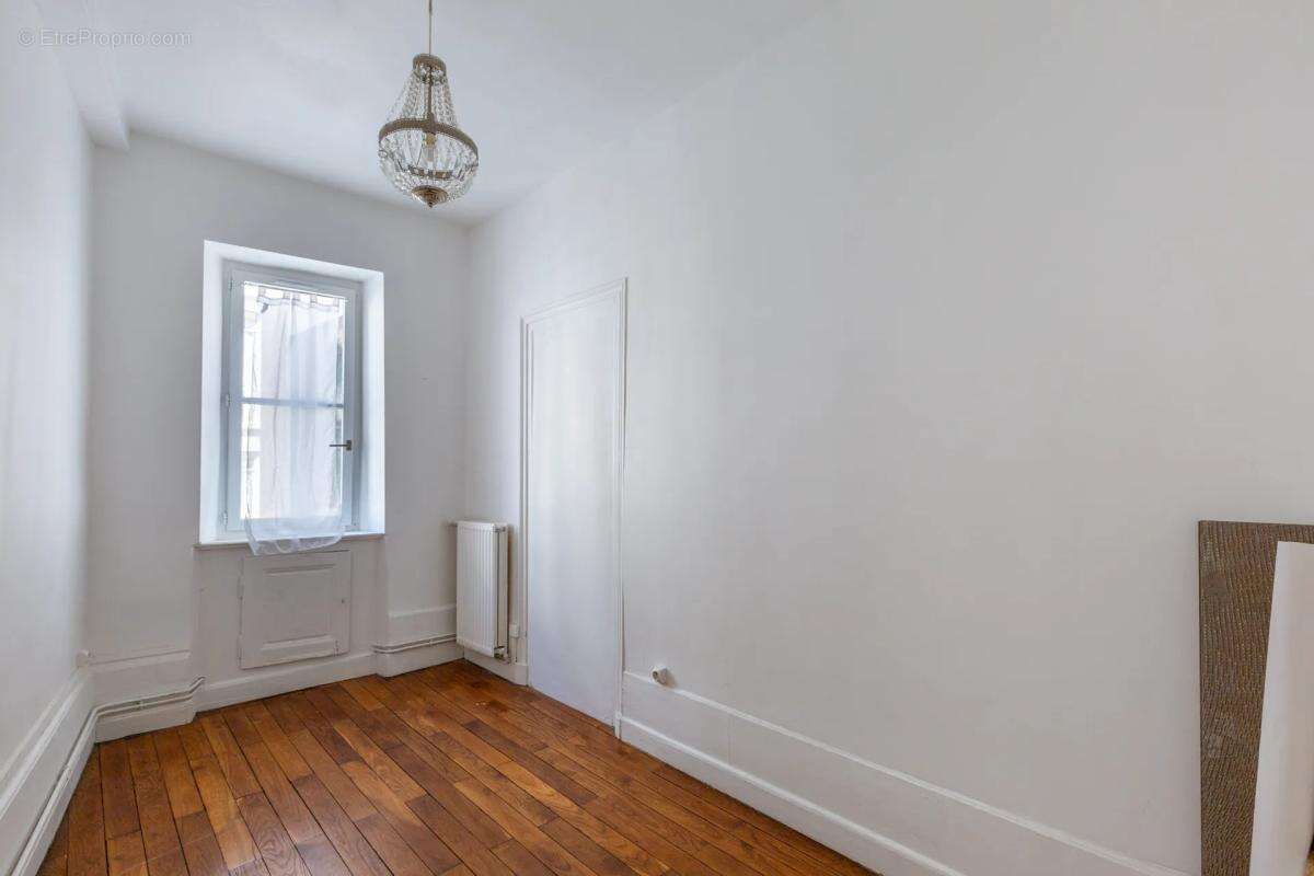 Appartement familial rénové de 107 m² - Coeur Presqu'Île Lyon 1er - photo 12
