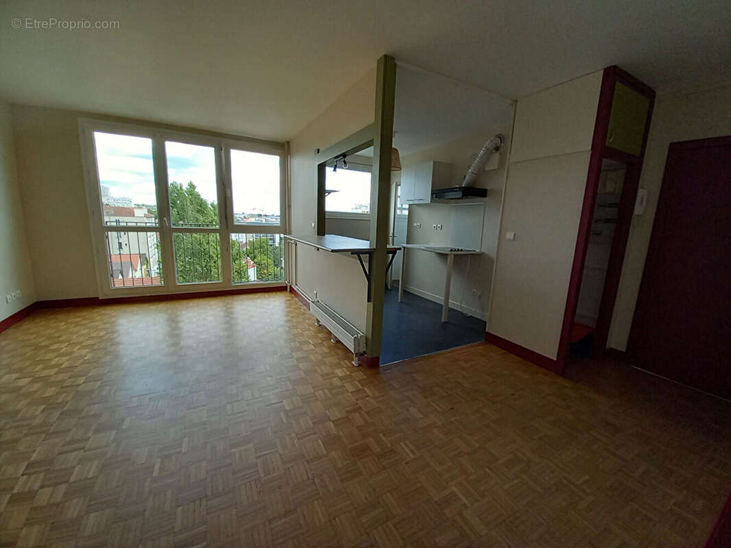 Appartement à BONDY