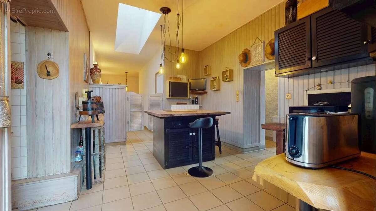 Maison à EYMOUTHIERS