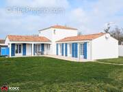 Maison à CHAMPAGNE-LES-MARAIS