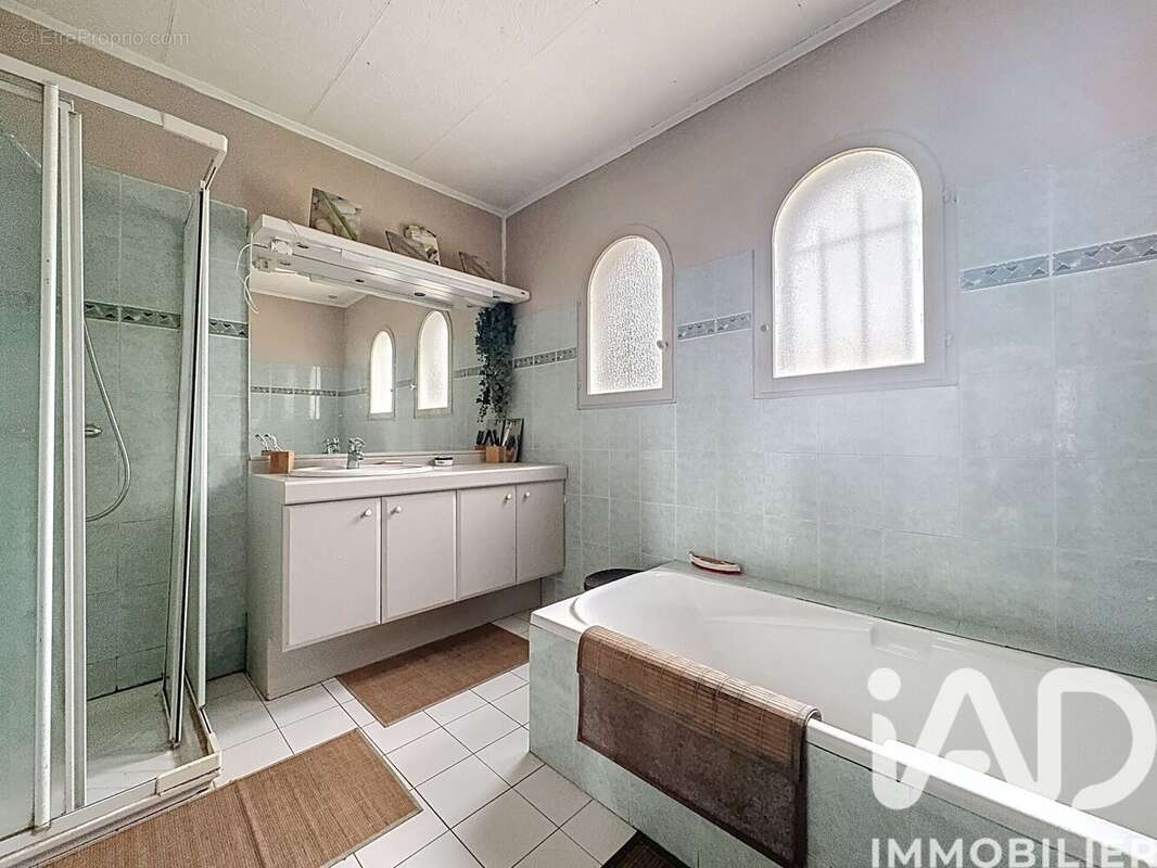 Photo 8 - Maison à QUARANTE