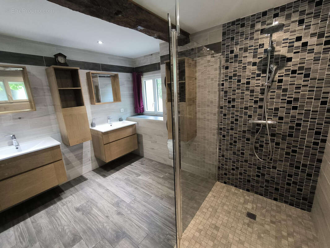 Maison à L&#039;ISLE-EN-DODON