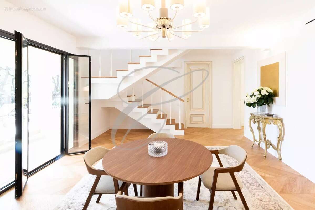 Maison à ROQUEBRUNE-CAP-MARTIN