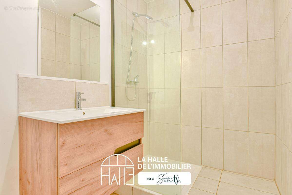 Maison à MAGNAC-BOURG