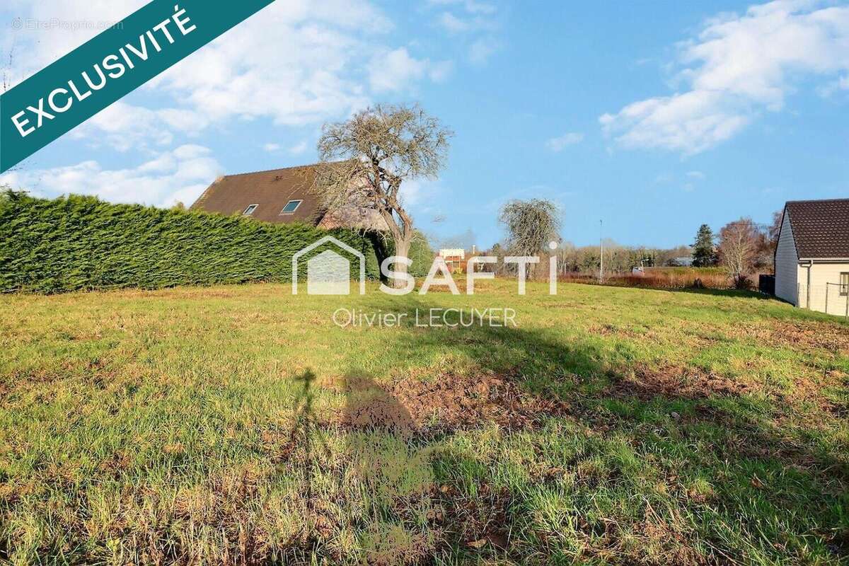 Photo 2 - Terrain à POIX-DU-NORD