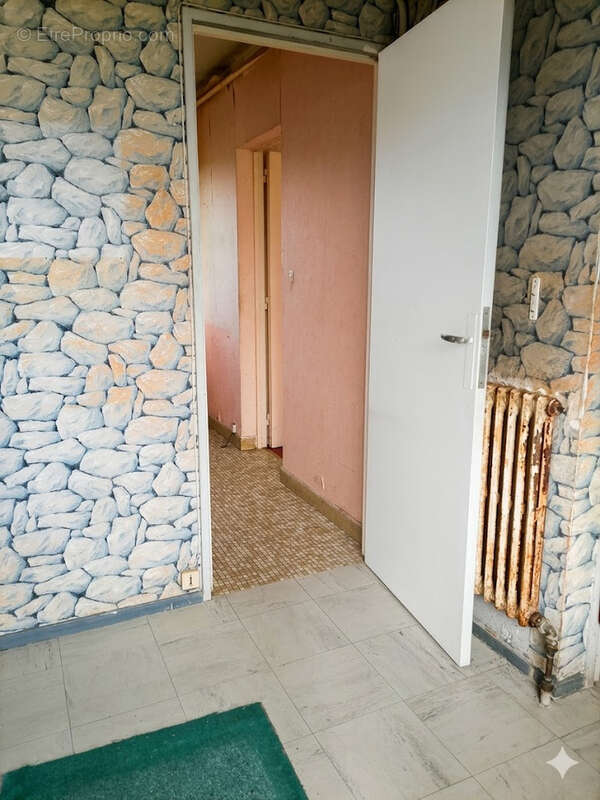 Maison à HOUDAN