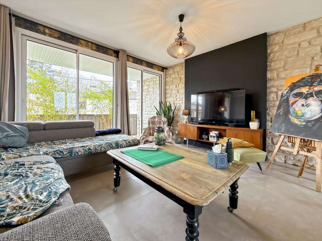 Maison à COULOUNIEIX-CHAMIERS