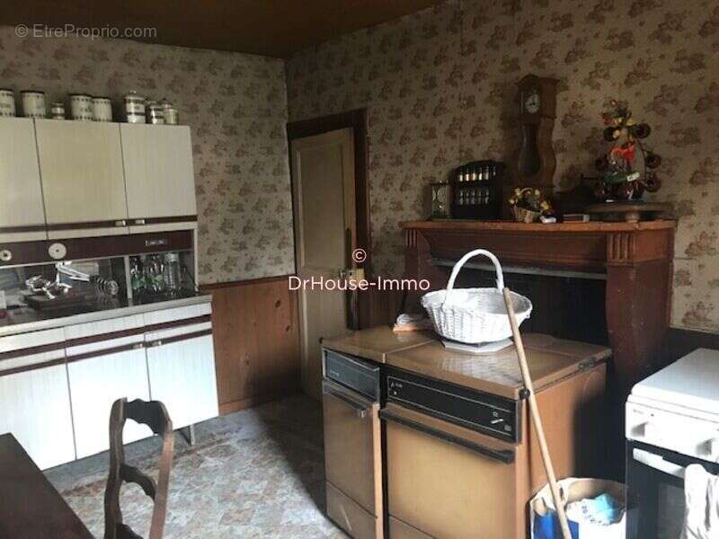 Maison à DAMPIERRE-SUR-SALON