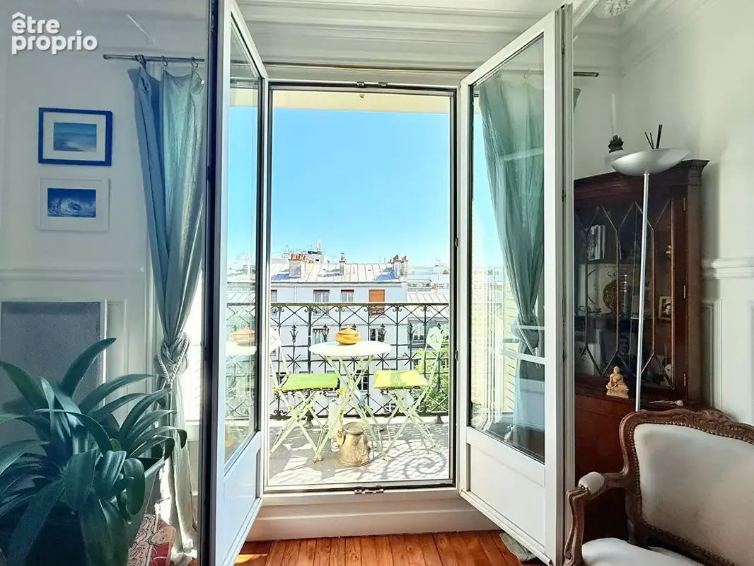 VIAGER OCCUPÉ - Avenue Secrétan - Appartement 3 pièces de 54.90m² avec balcon - photo 3