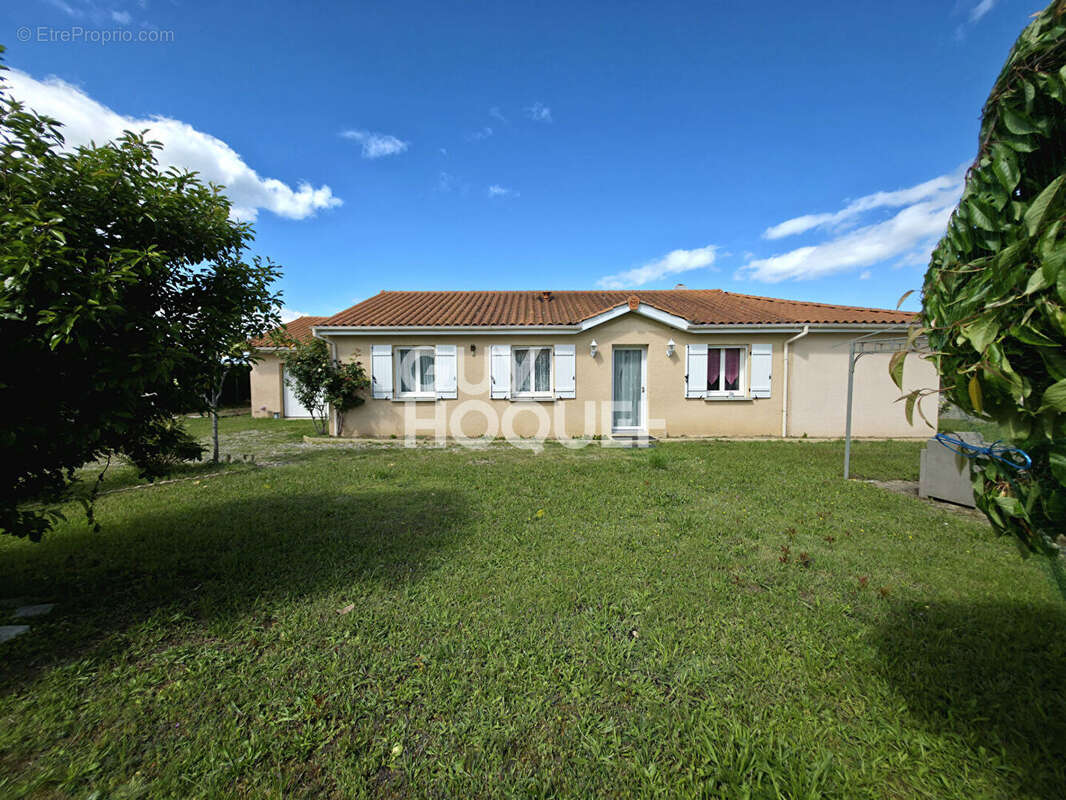 Maison à MONTVERDUN
