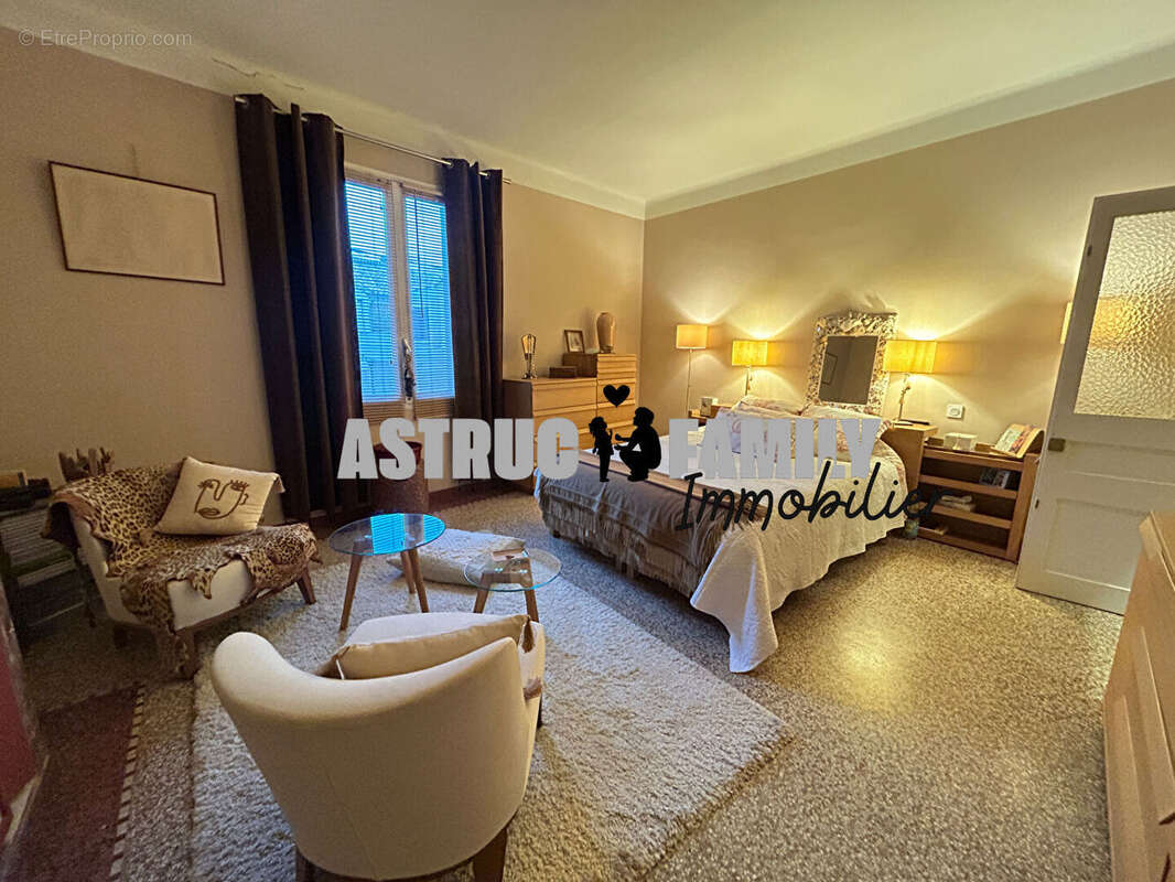 Maison à AIGUES-MORTES