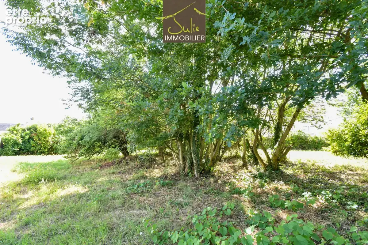 A 10 min. de BRESSUIRE - Parcelle de terrain constructible de 1 322 m2 - photo 2