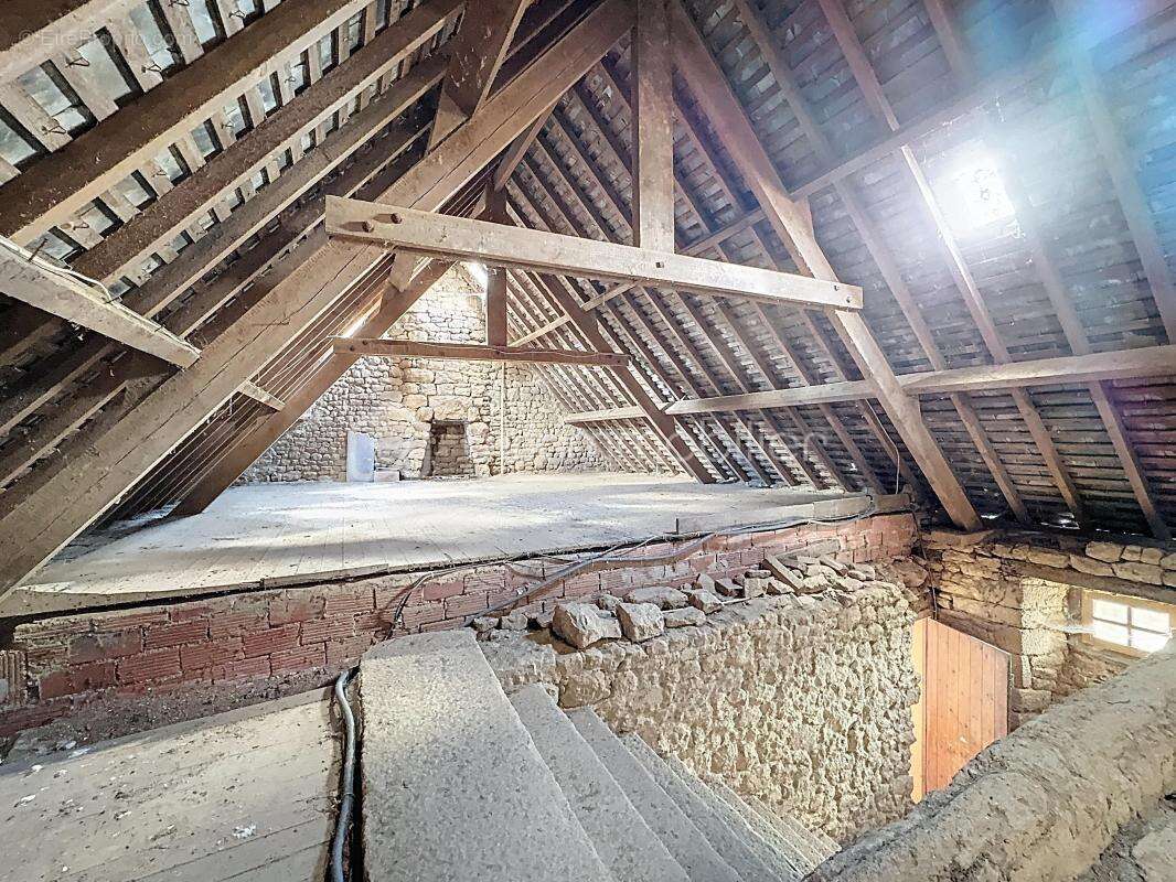 Maison à CLITOURPS