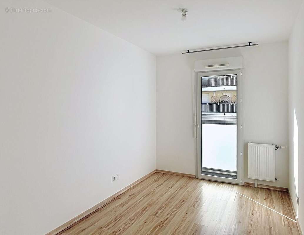 Photo 8 - Appartement à MEYZIEU