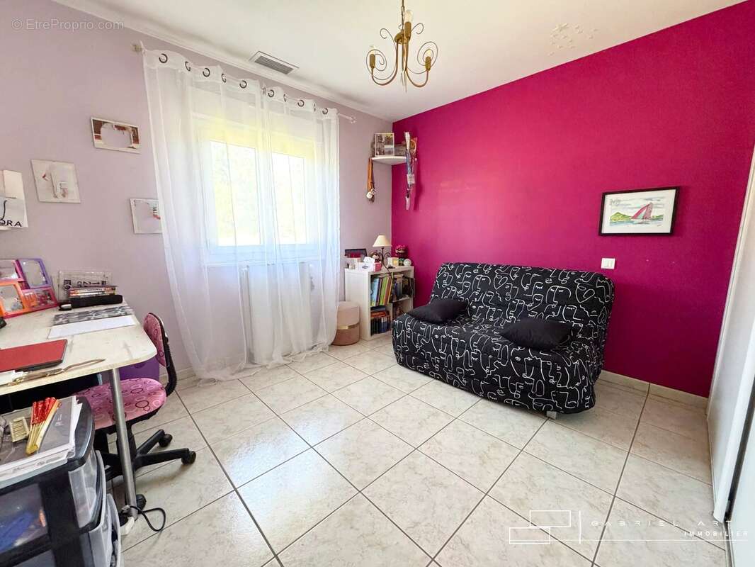 Maison 160 m² à Preignan  - photo 15