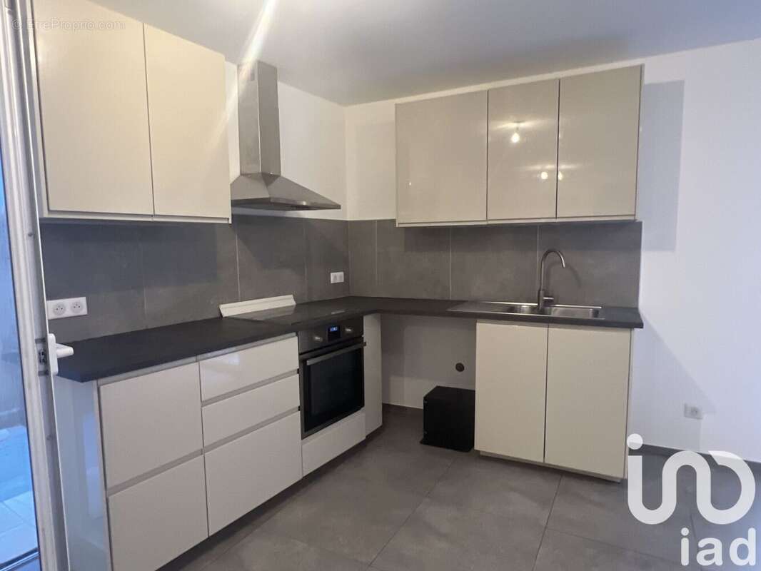 Photo 2 - Maison à NANS-LES-PINS