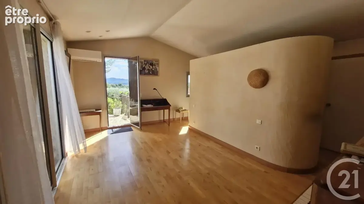 Maison 10 pièces 240 m² à vendre à Sanary-Sur-Mer (83110) - photo 13