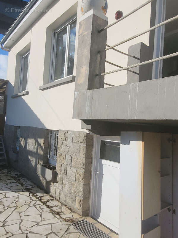Vue panoramique , maison ensoleillée avec beau terrain - photo 11
