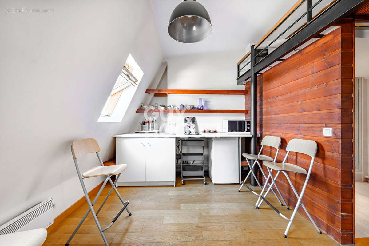 Appartement à PARIS-9E