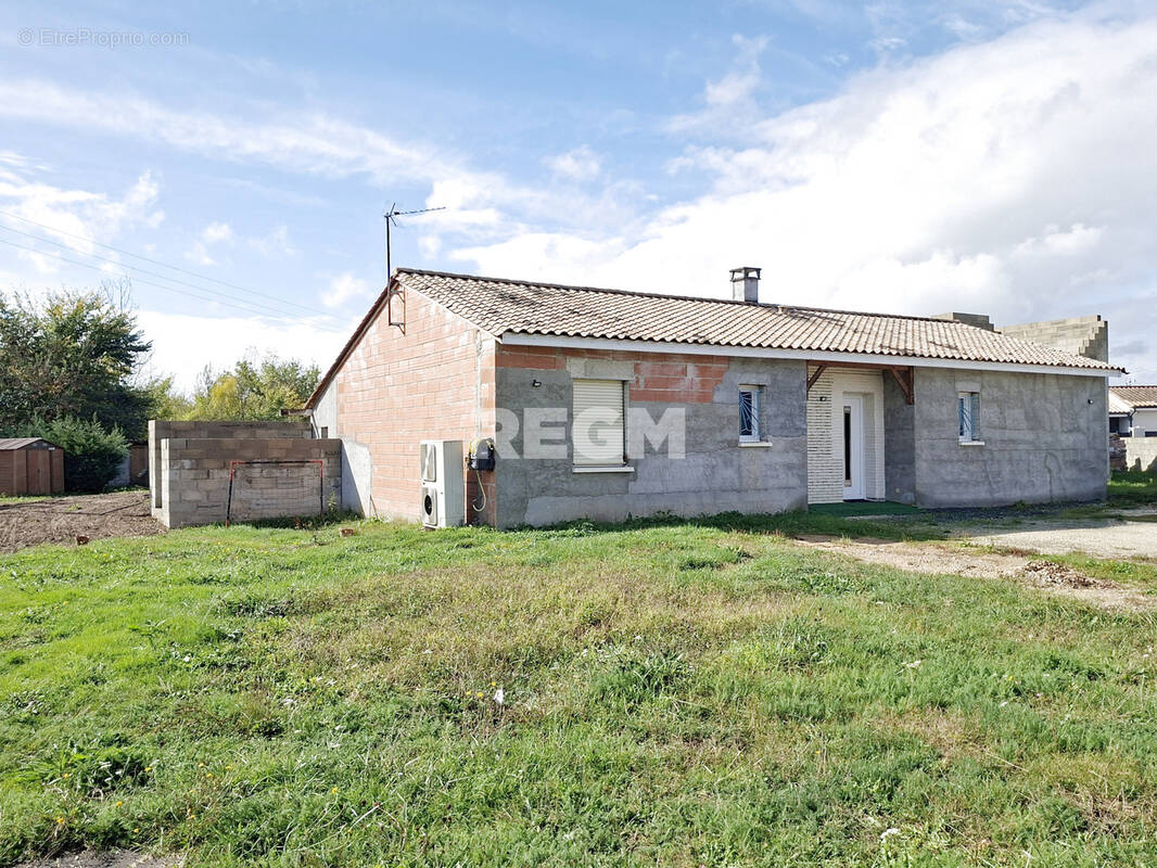 Maison à GARDONNE