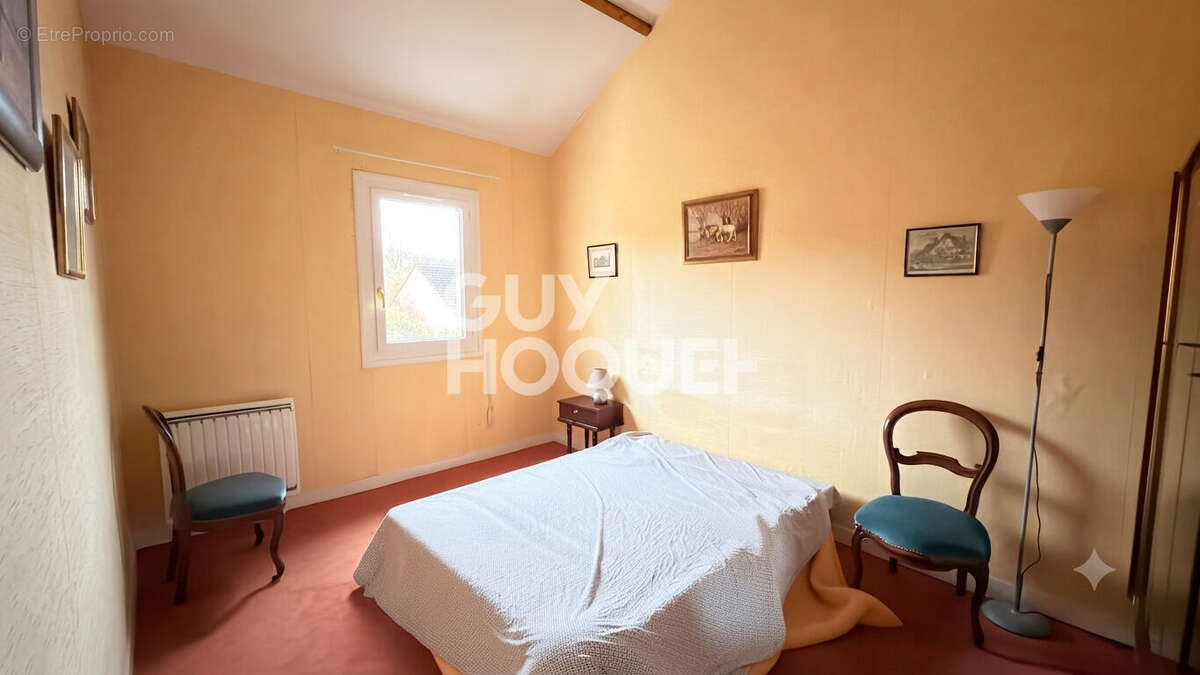 À Vendre : Maison de Charme 5 Pièces avec Séjour Cathédrale à Anet (28260) - photo 5