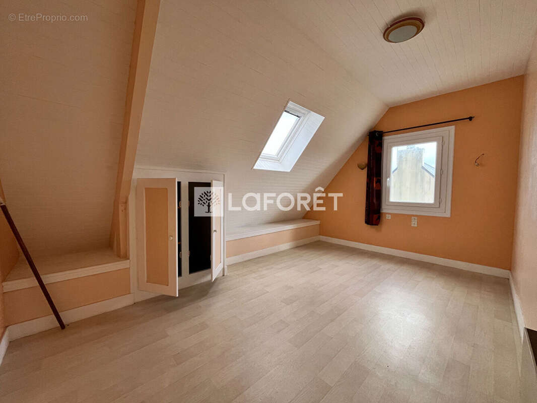 Maison à TREVOU-TREGUIGNEC