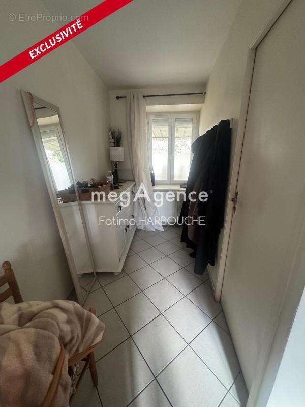 Appartement à LE CHAMBON-FEUGEROLLES