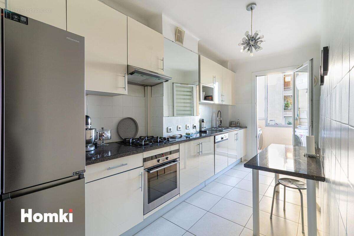 Appartement à MARSEILLE-8E