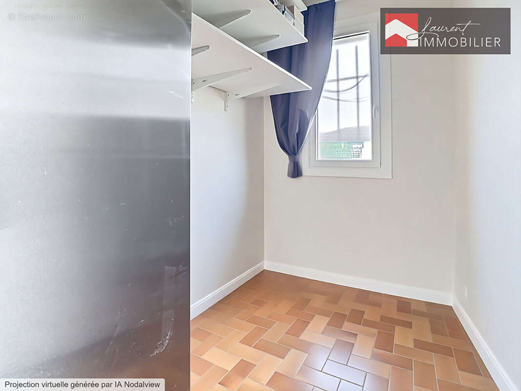 Maison à PONT-DE-VAUX