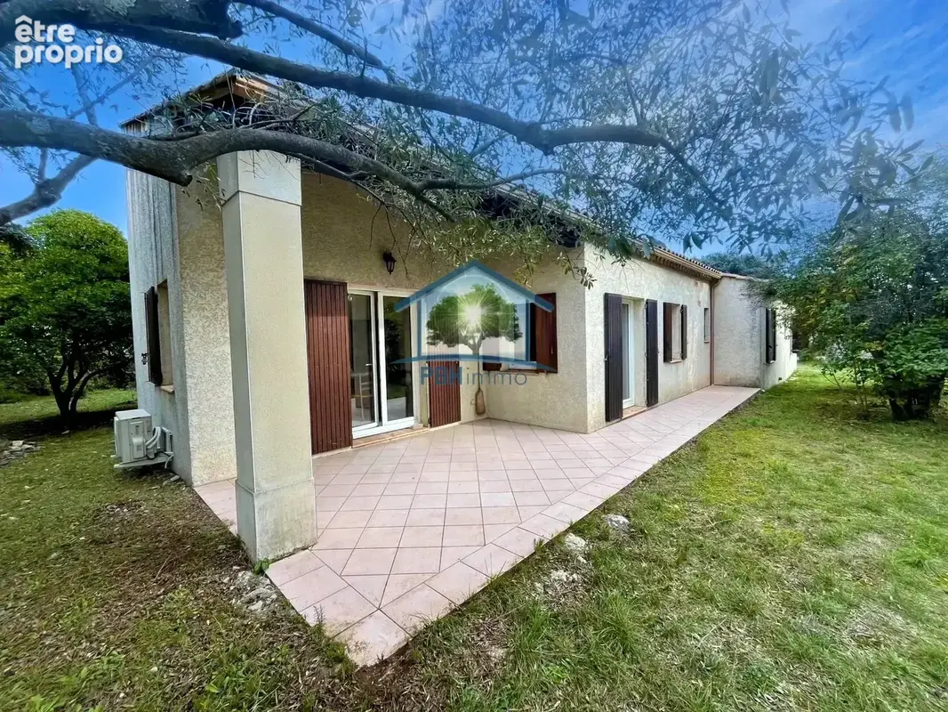 NIMES (30), Propriété de 193 m2 sur terrain de 2676m2 - photo 10