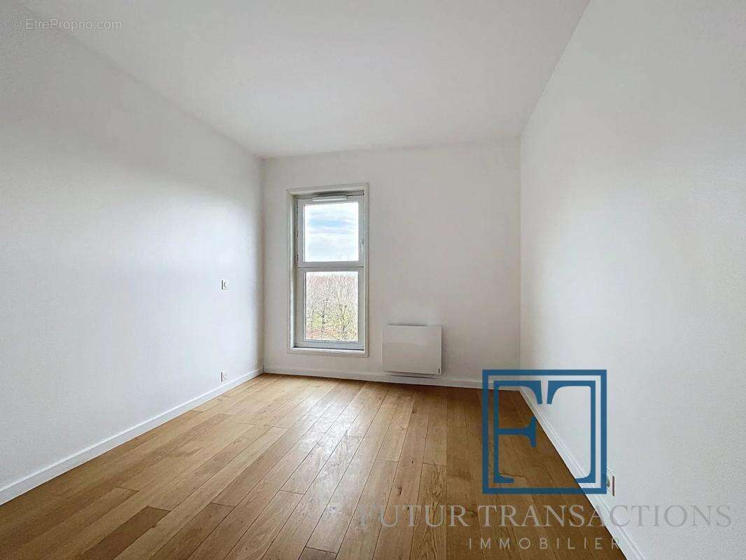 Appartement à VOISINS-LE-BRETONNEUX