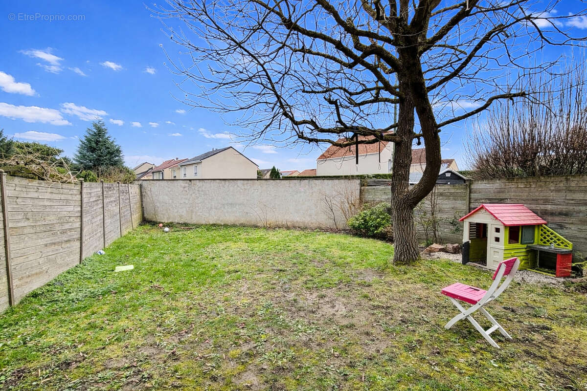 Maison à SAINT-LEU-LA-FORET