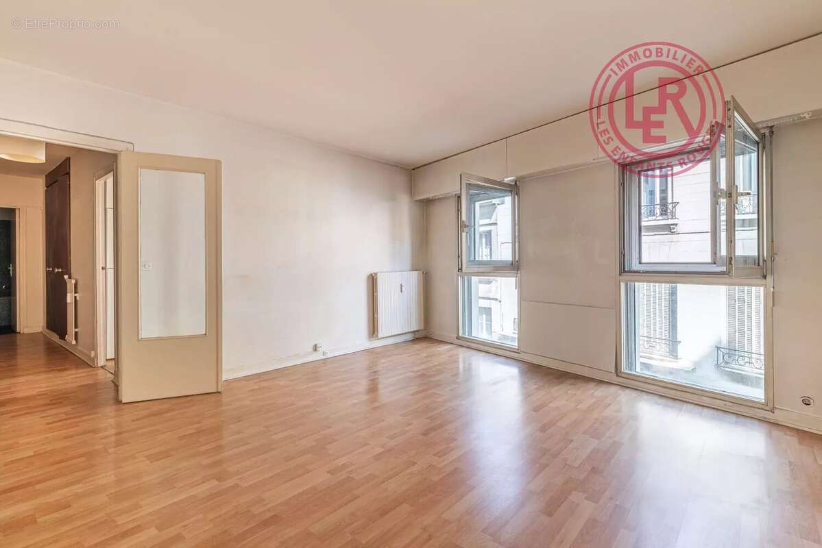 Appartement à PARIS-4E