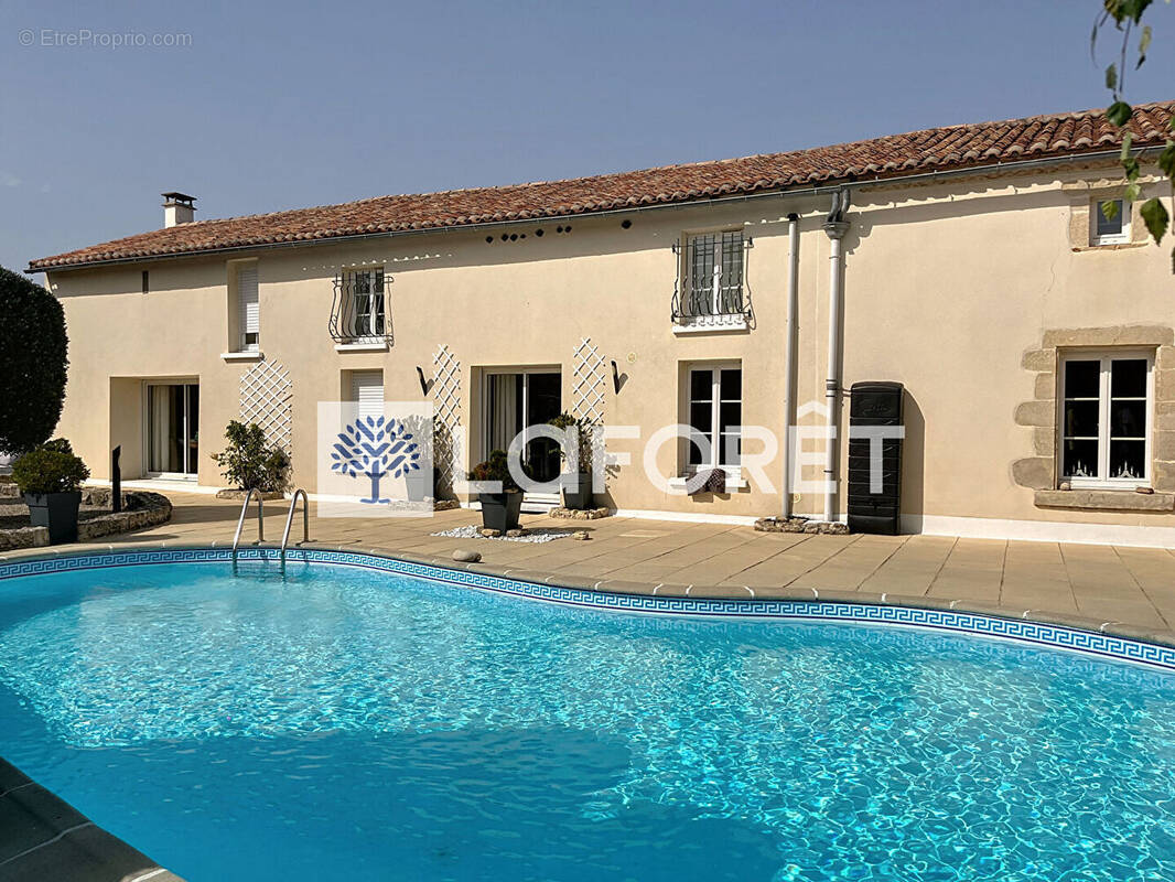 Maison à OIRON
