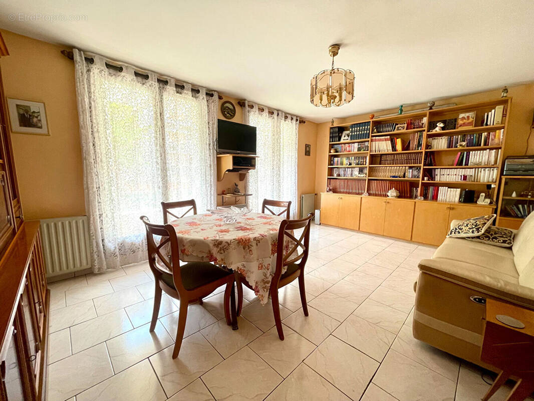 Appartement à BEZONS