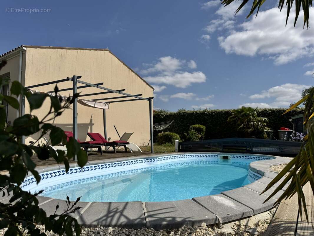 Maison à PISANY