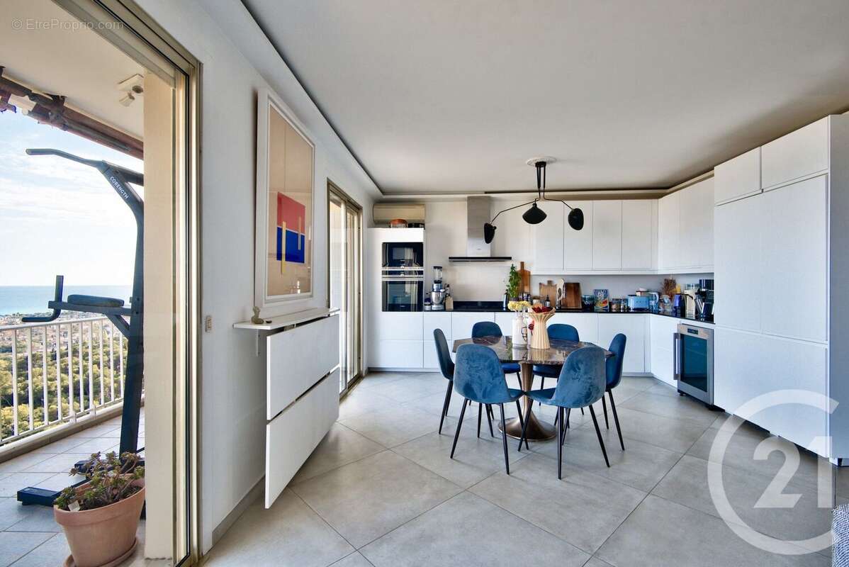 Appartement à CAGNES-SUR-MER
