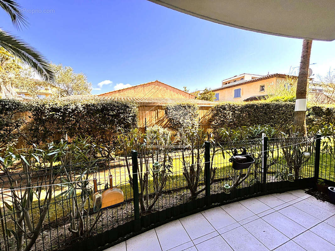 Appartement à FREJUS