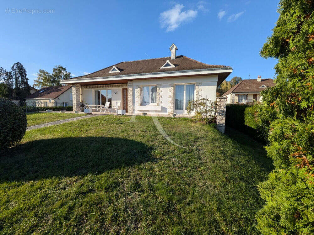 Maison à ONZAIN