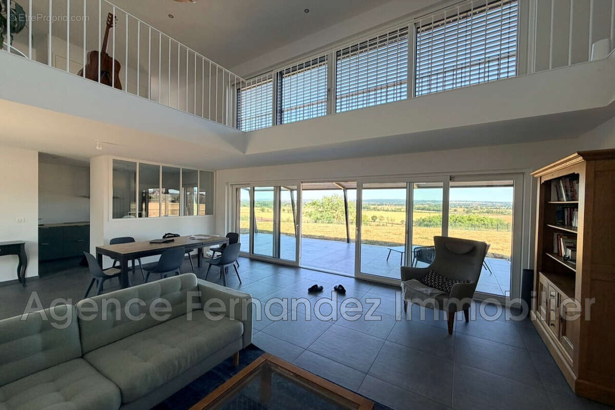 Maison 138 m² à Avrilly  - photo 5