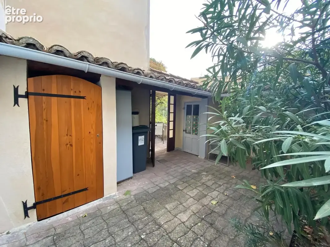 Maison de ville 140 m2avec cour, commerces à pied - photo 13