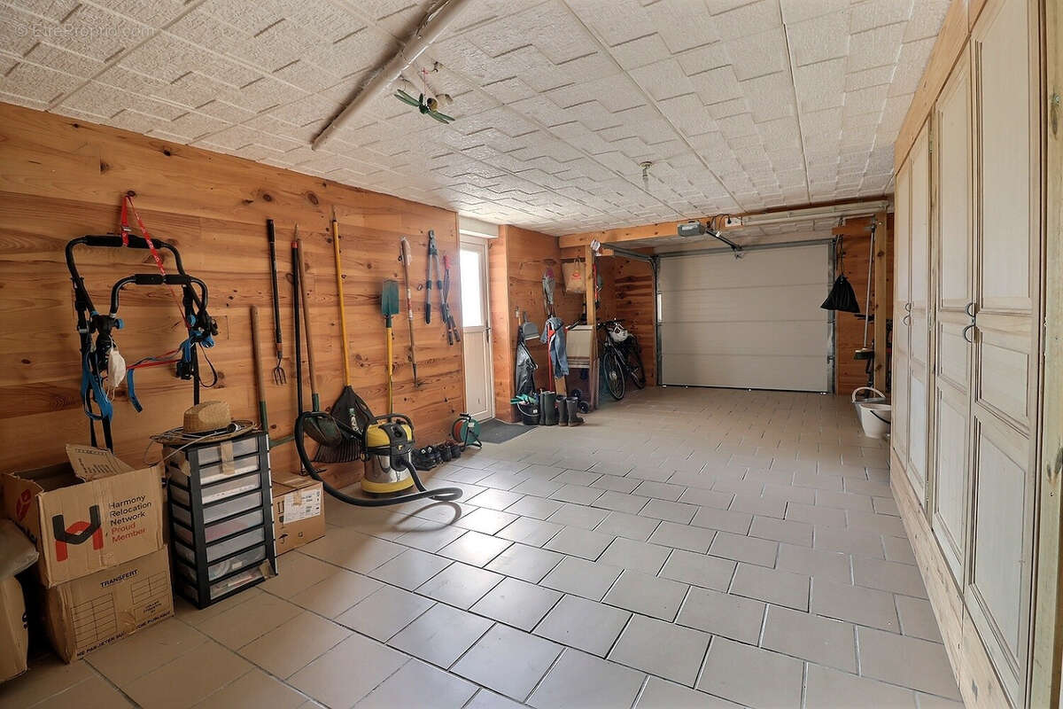 Maison à SAINT-LEGER-SUR-DHEUNE