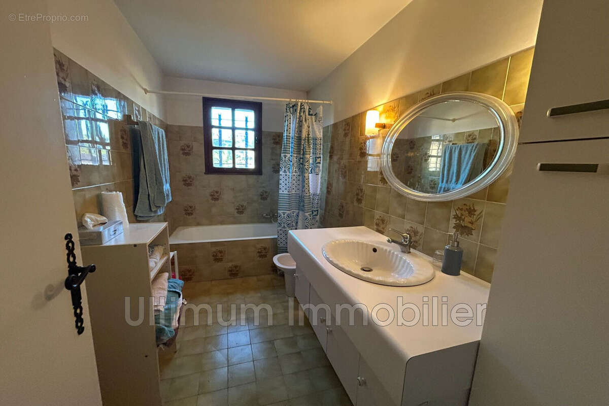 Maison à SAINT-RAPHAEL