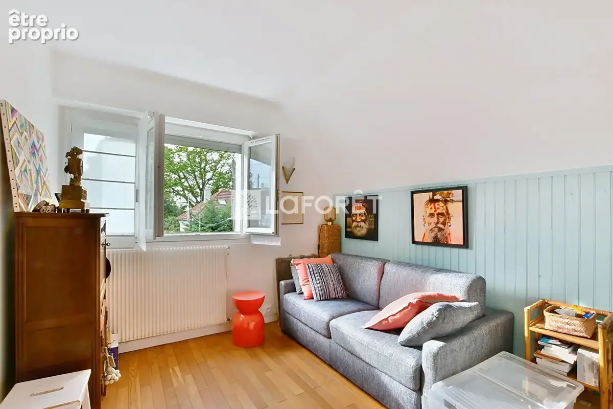 COUP DE COEUR - Maison La Celle Saint Cloud 5 pièce(s) 100 m2 - photo 12