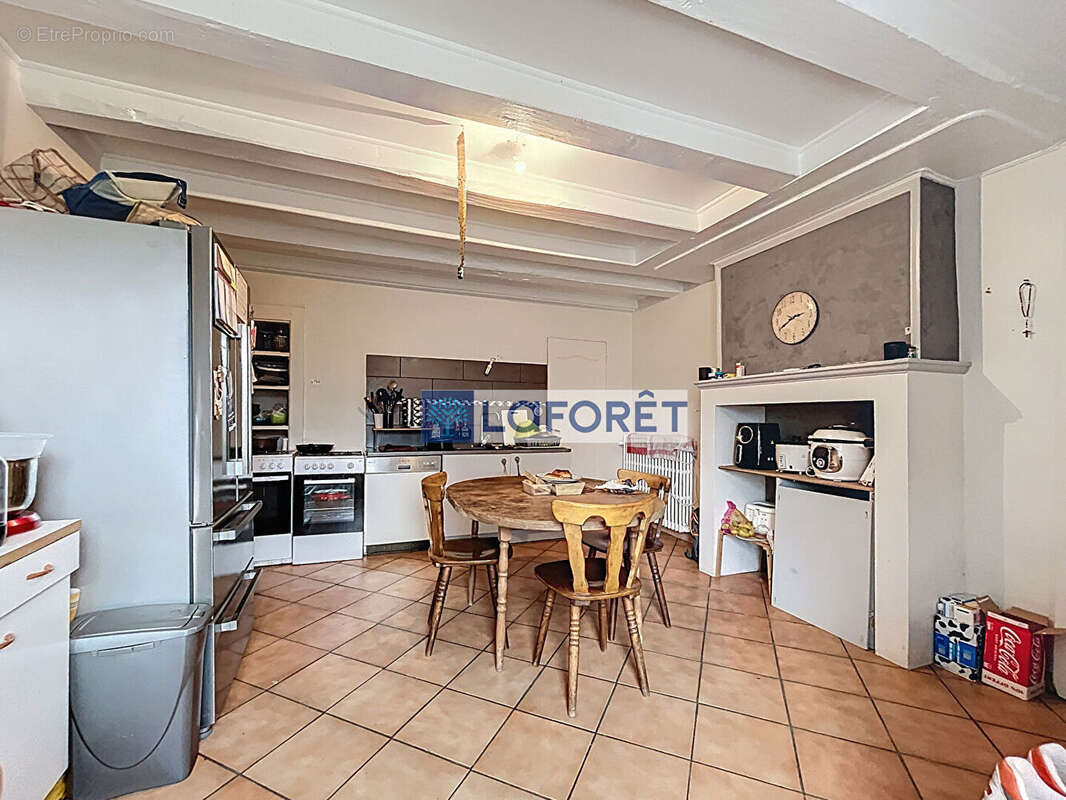 Maison 296 m² à Orges  - photo 5