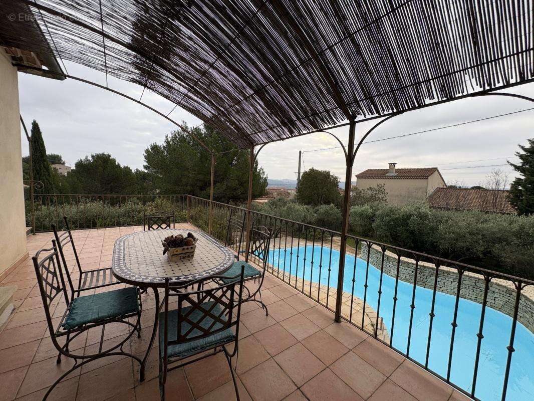 Maison à ARAMON