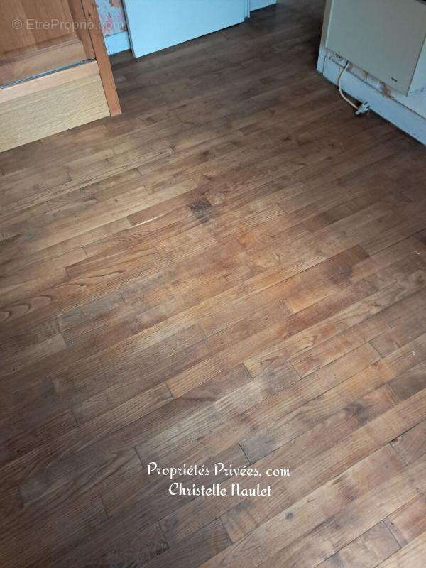 Maison à LE ROC-SAINT-ANDRE