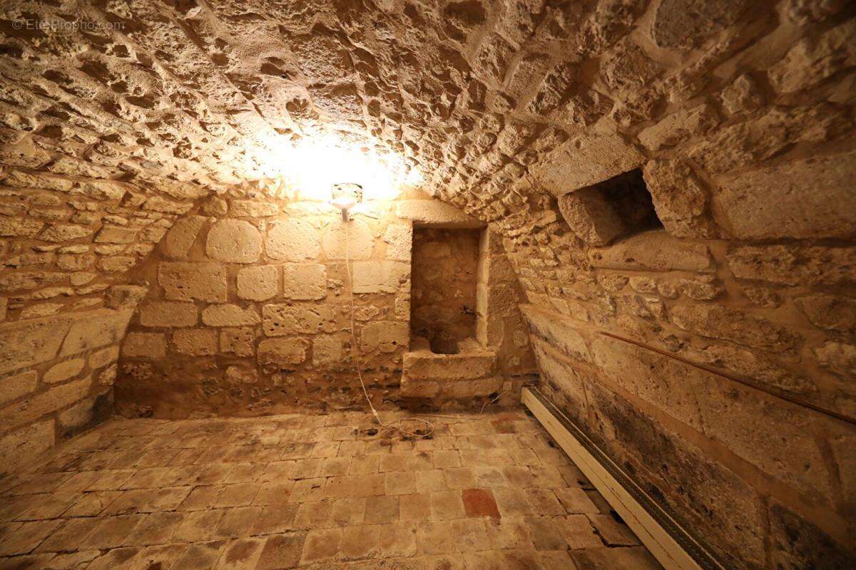 Maison à SAINT-MAURICE-SUR-AVEYRON