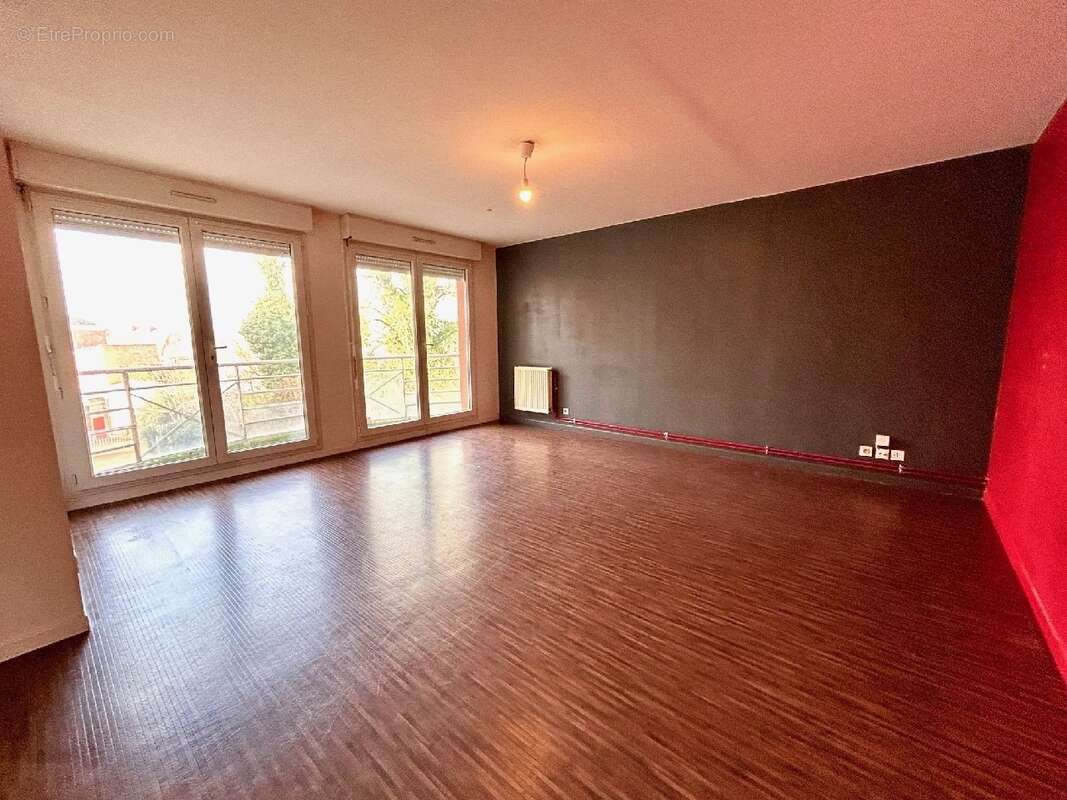 Appartement à BRUAY-LA-BUISSIERE