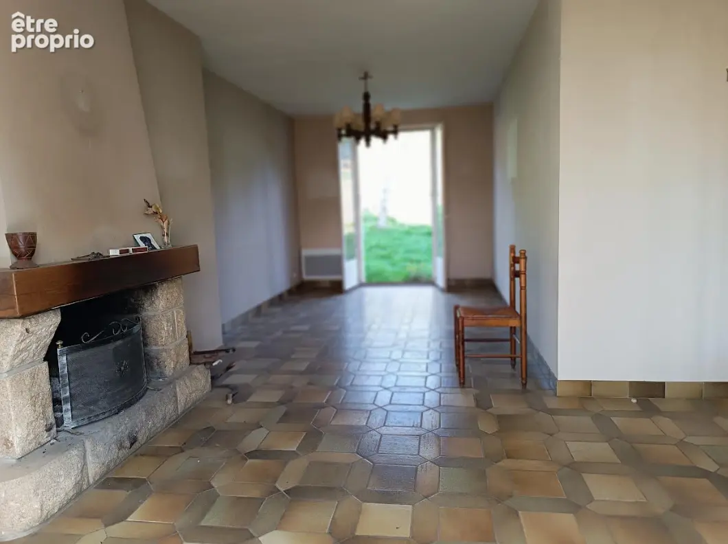 29530 Plonevez du Faou maison plain pied 3 chambres sous sol au calme, vue, source, hangar - photo 5